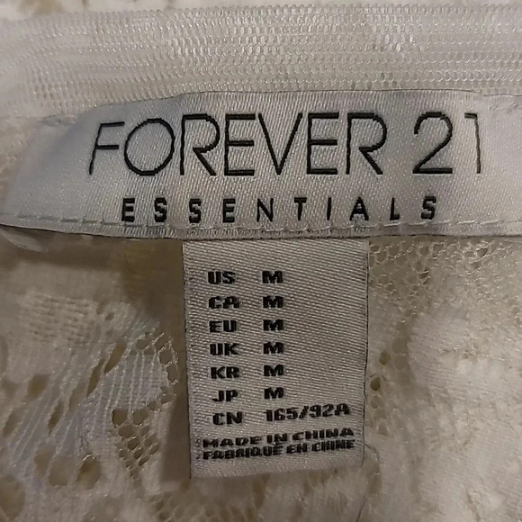 Forever 21 Essentials white lace swimsuit cover up.  NWOT - Picture 5 of 7